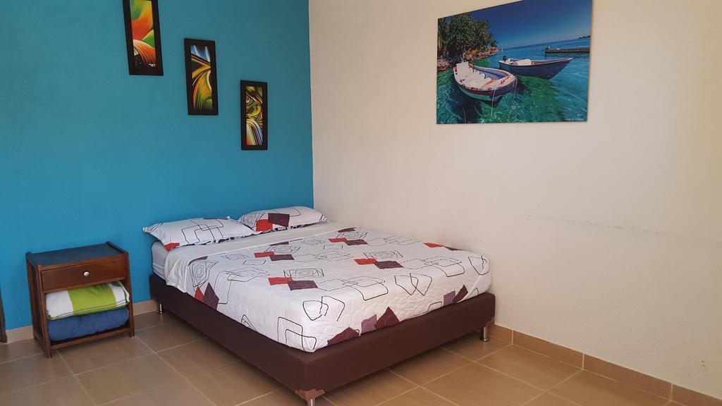 Hostal El Hangar Rionegro Kültér fotó