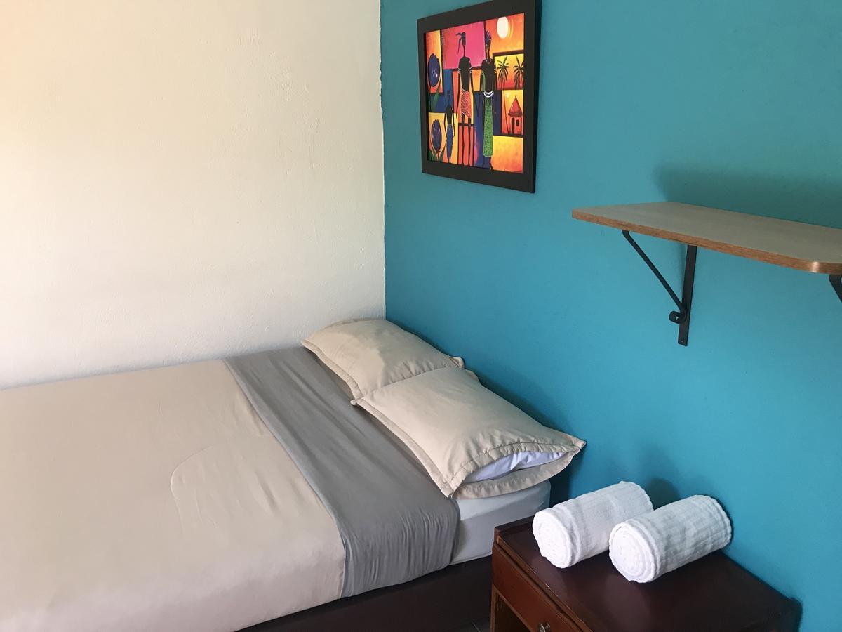 Hostal El Hangar Rionegro Kültér fotó